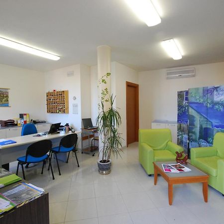 Residence Il Borgo Tortoreto ภายนอก รูปภาพ