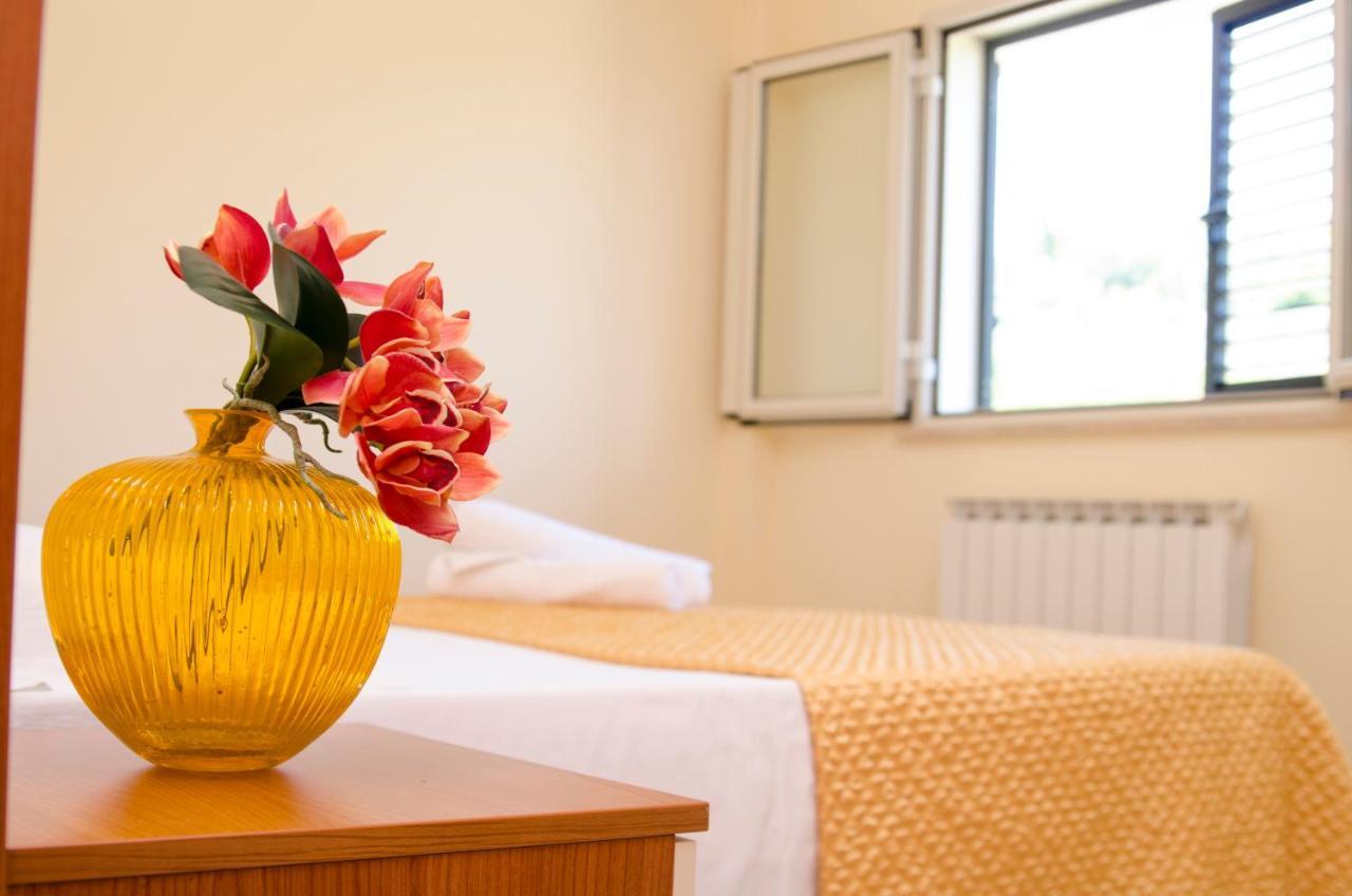 Residence Il Borgo Tortoreto ภายนอก รูปภาพ