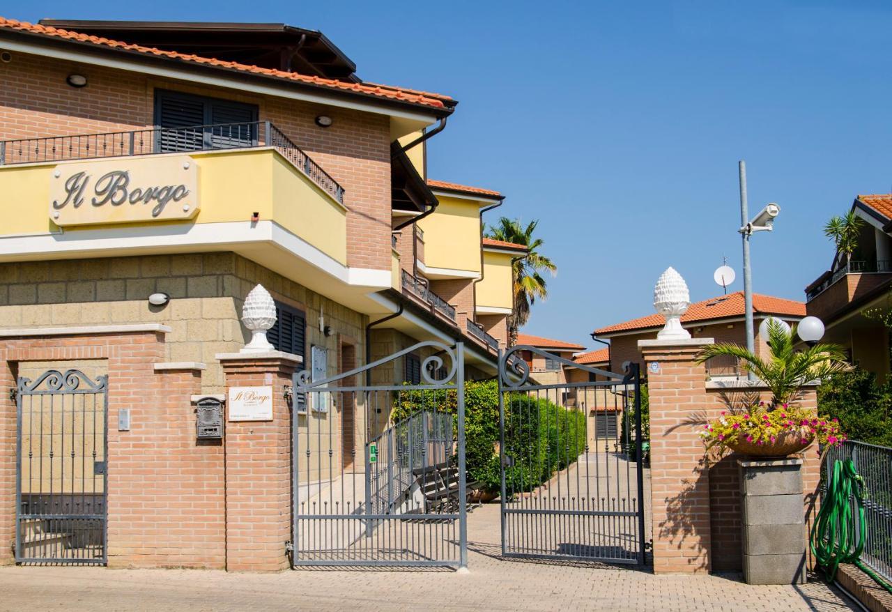 Residence Il Borgo Tortoreto ภายนอก รูปภาพ