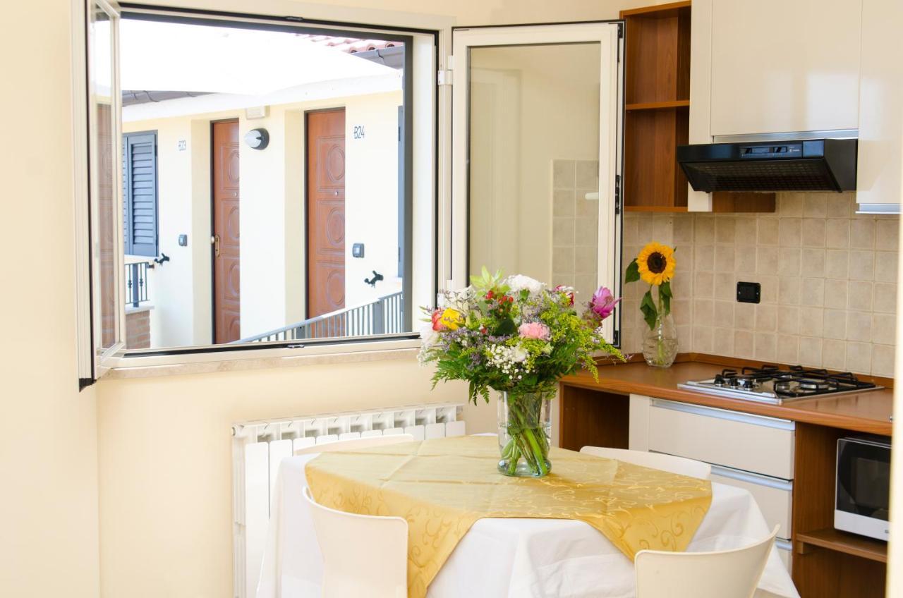 Residence Il Borgo Tortoreto ภายนอก รูปภาพ