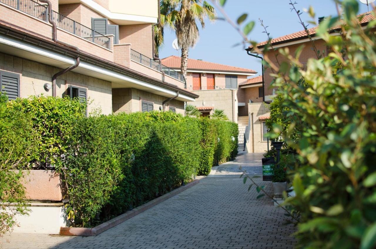 Residence Il Borgo Tortoreto ภายนอก รูปภาพ