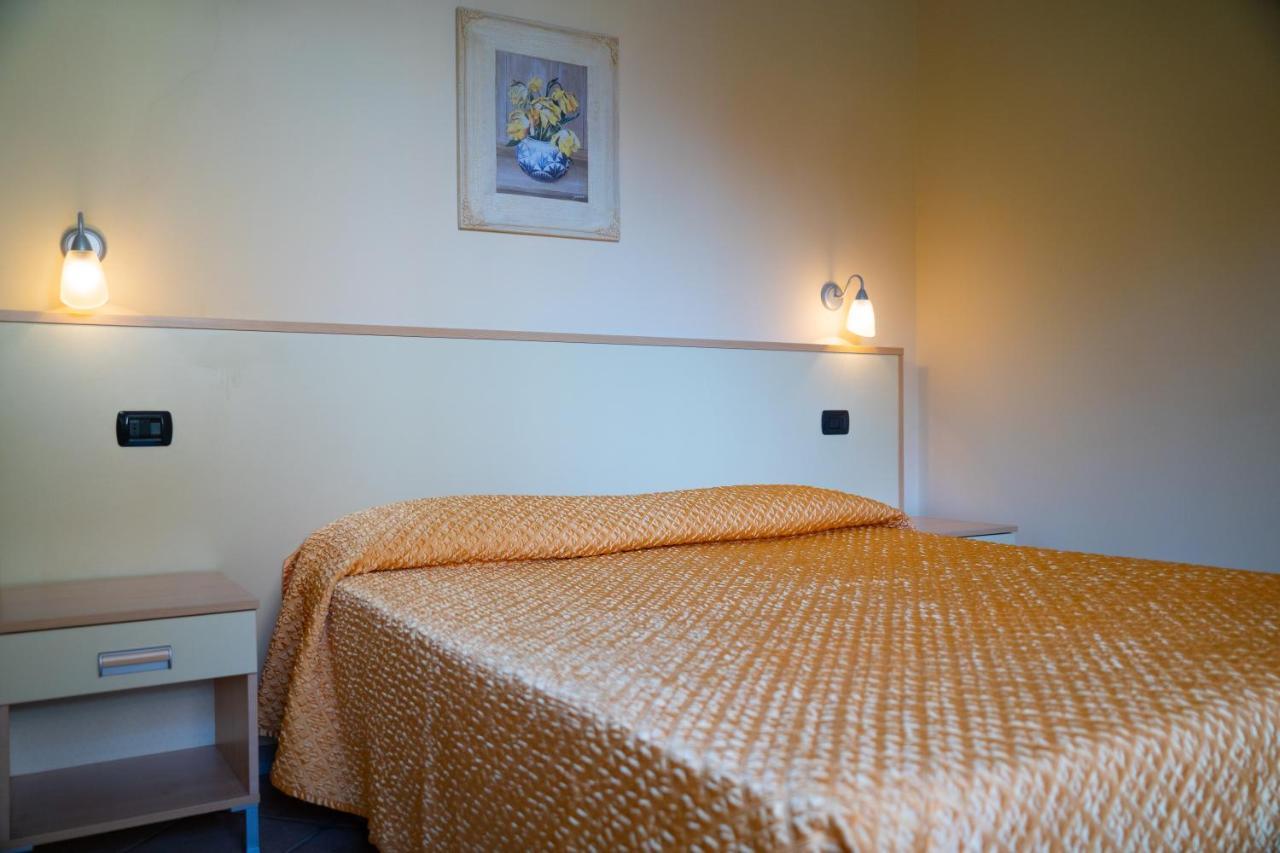 Residence Il Borgo Tortoreto ภายนอก รูปภาพ